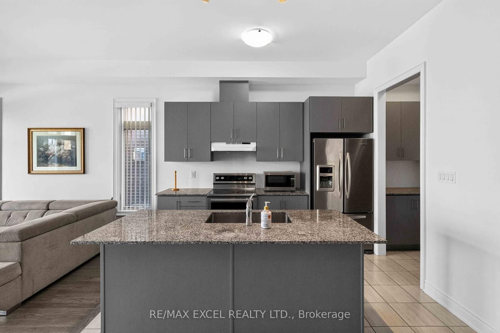 9540 Weston Road, Unit Upper thumbnail 12