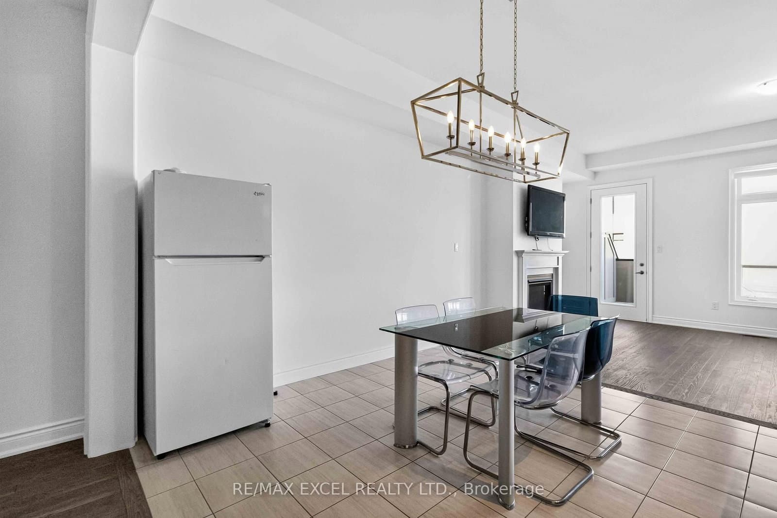 9540 Weston Road, Unit Upper thumbnail 6