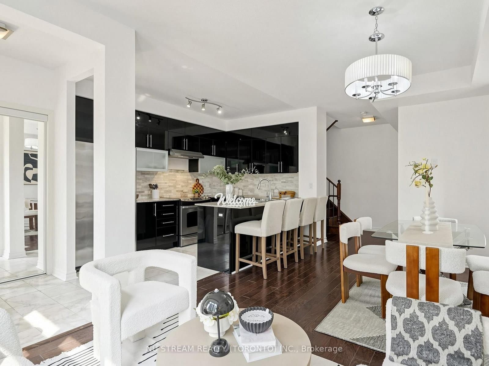 7 Brighton Place, Unit 5 thumbnail 4