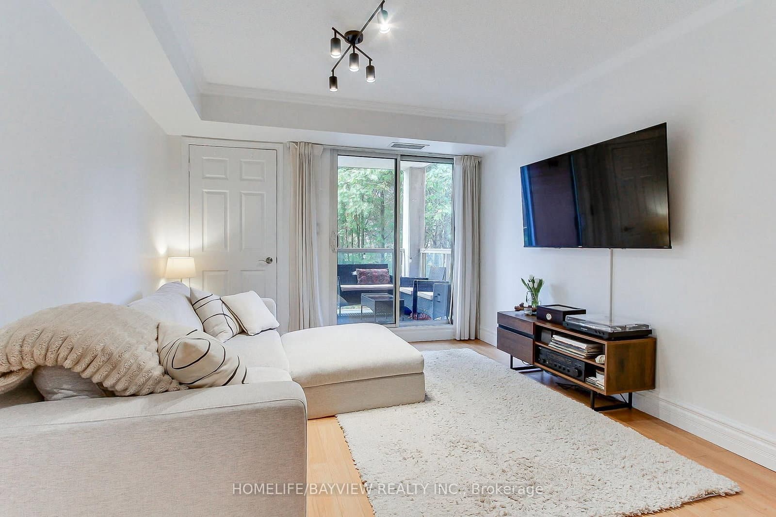 245 Pine Grove Road, Unit 110 thumbnail 3