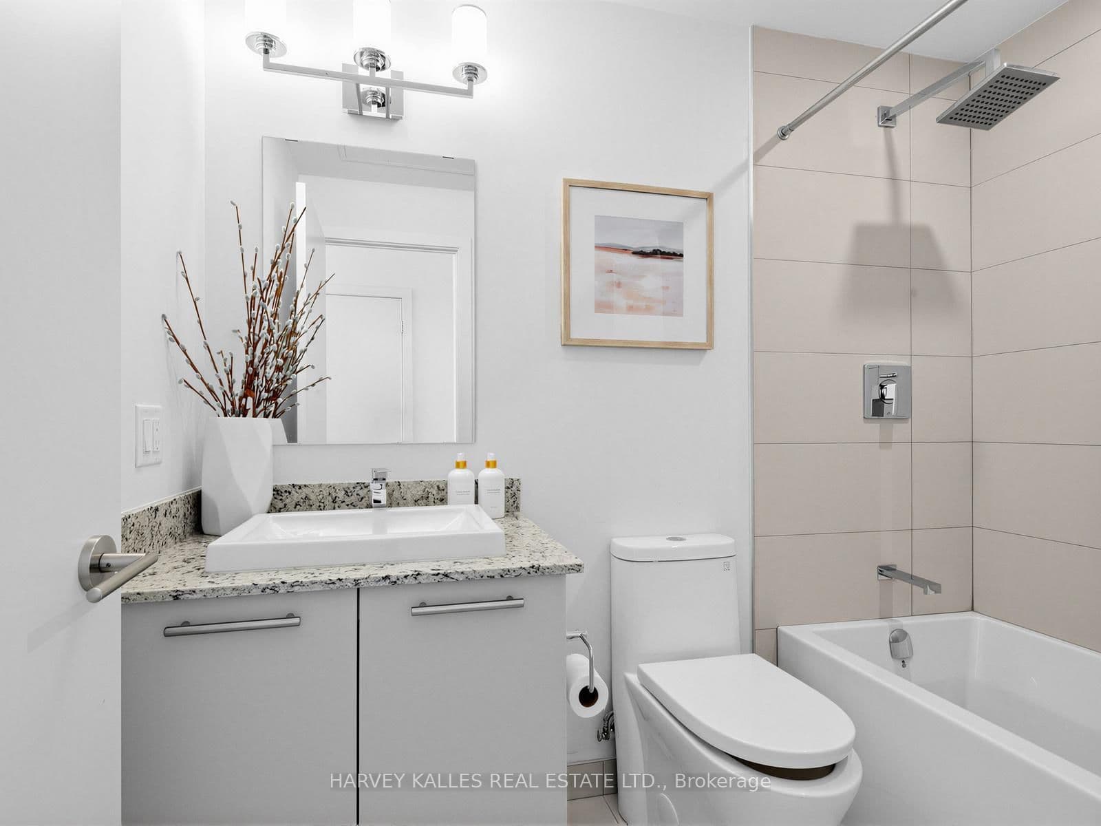 101 Cathedral High Street, Unit 329 thumbnail 17