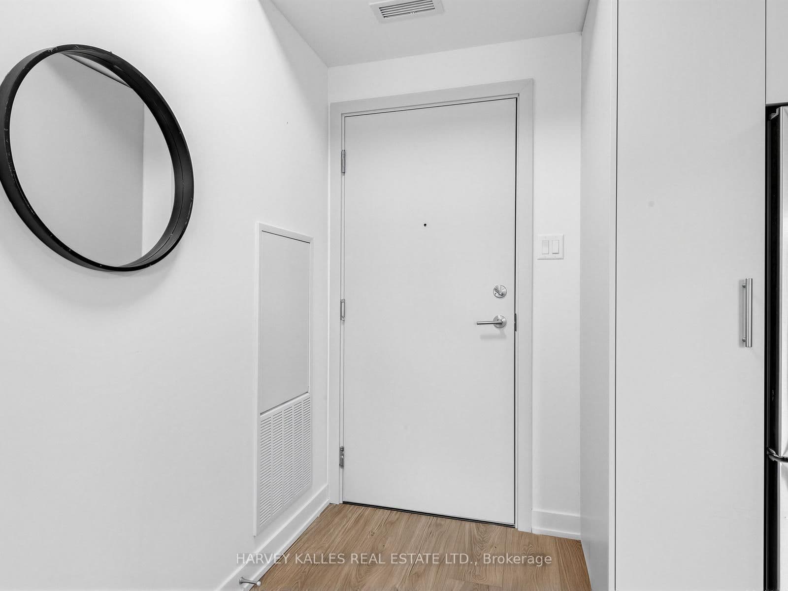 101 Cathedral High Street, Unit 329 thumbnail 19