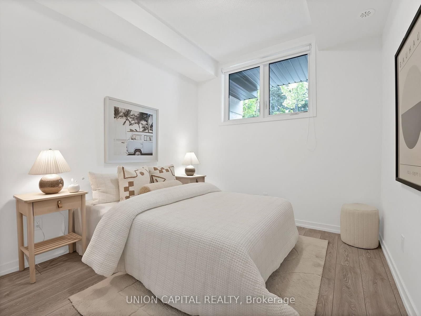 26 Lytham Green Circle, Unit 6 thumbnail 11
