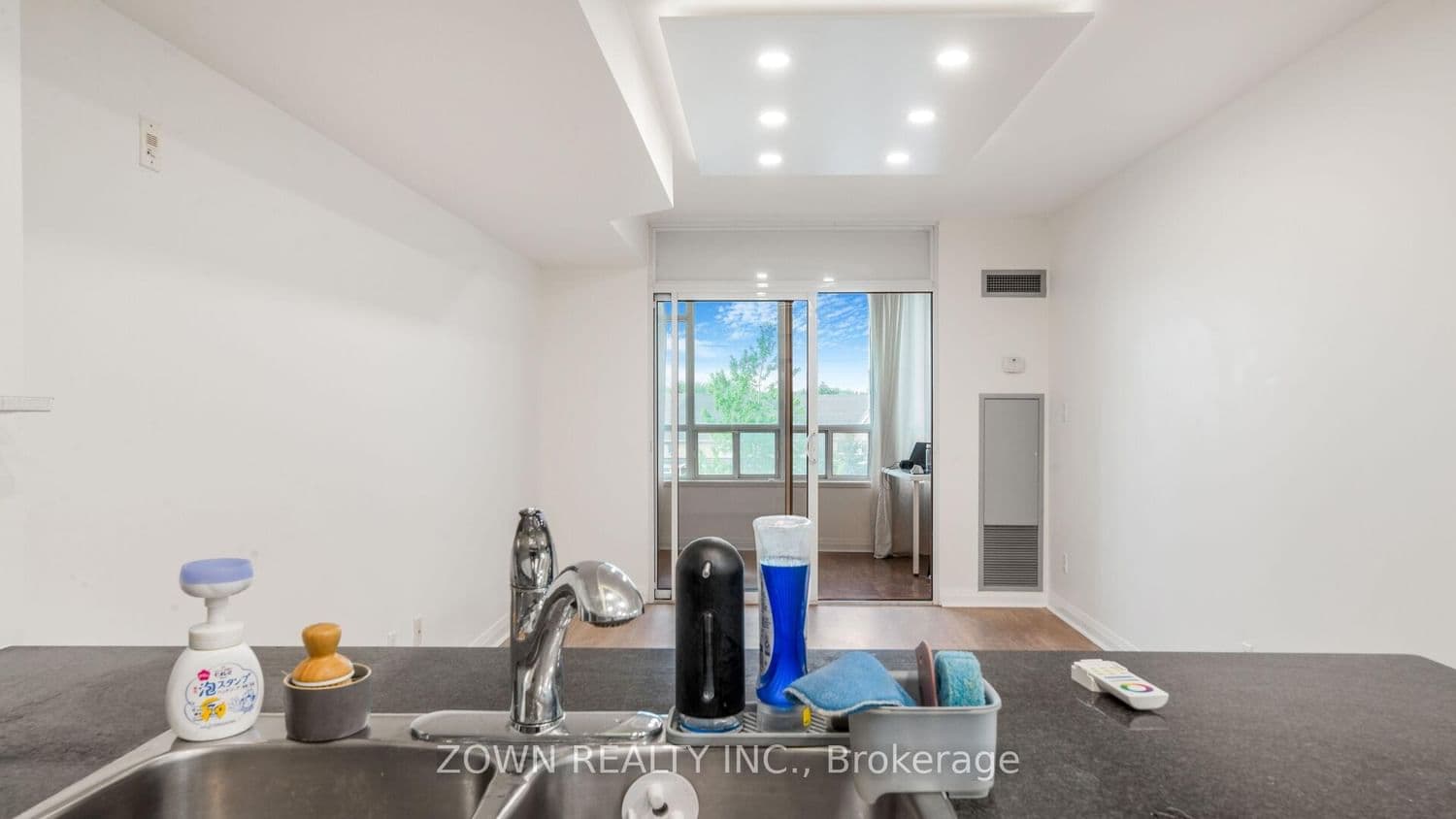 7363 Kennedy Road, Unit 519 thumbnail 13