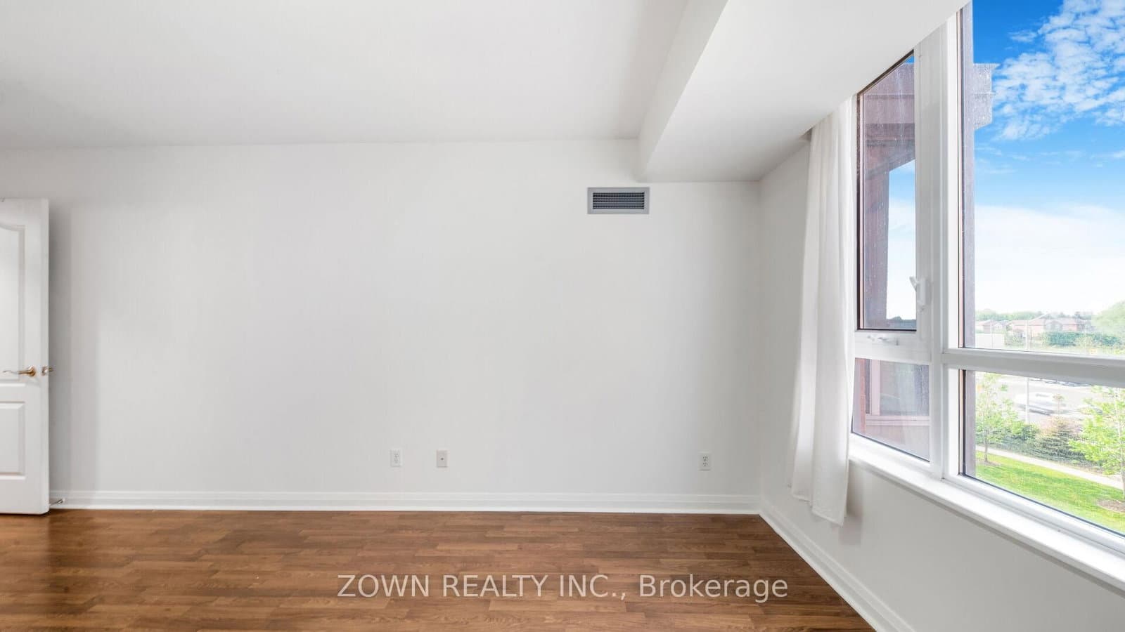 7363 Kennedy Road, Unit 519 thumbnail 27