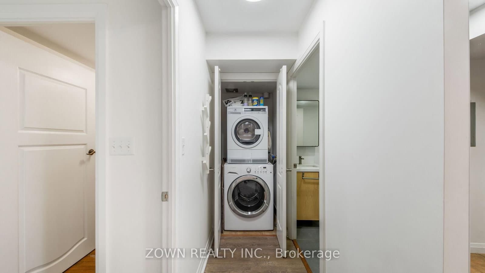 7363 Kennedy Road, Unit 519 thumbnail 29