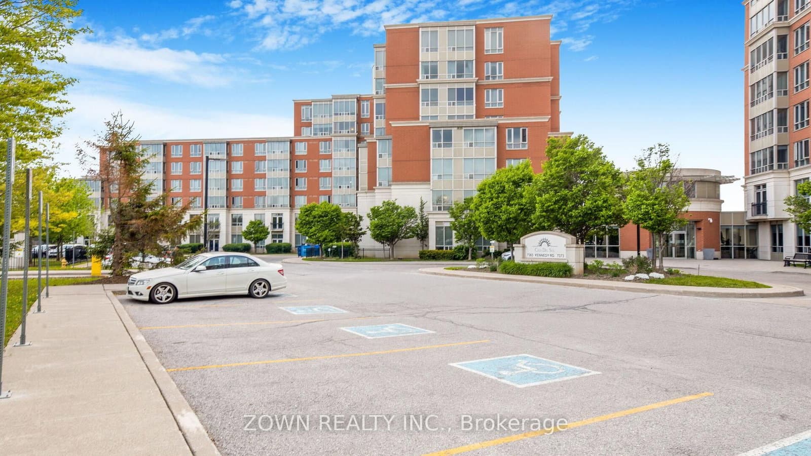 7363 Kennedy Road, Unit 519 thumbnail 9