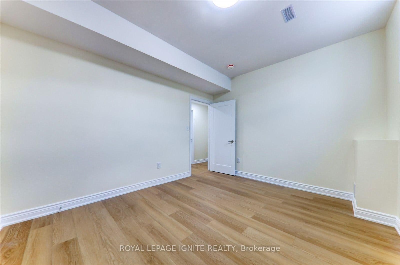 17 Winthrop Crescent, Unit Bsmt thumbnail 14