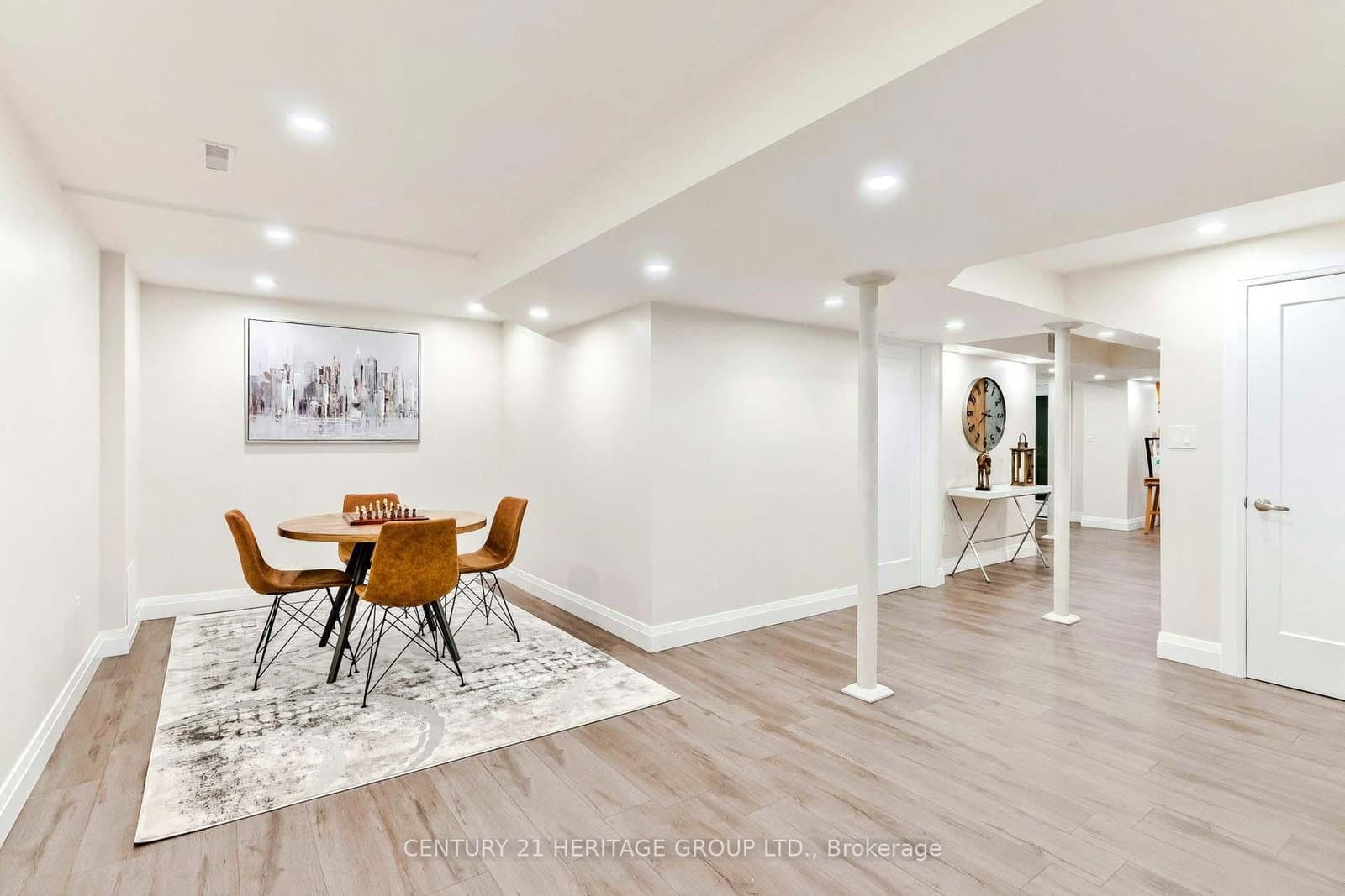 29 Kingshill Road thumbnail 33