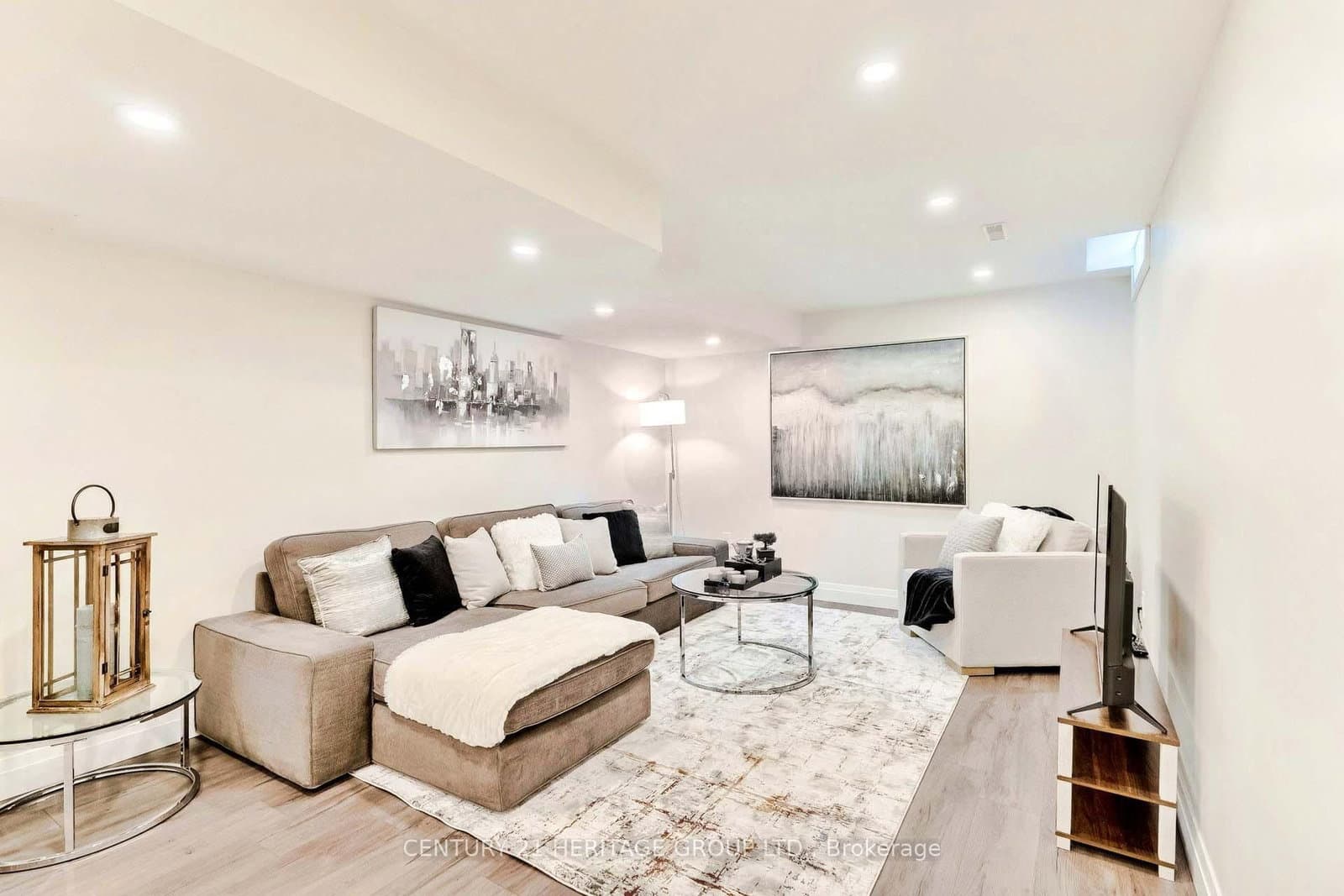 29 Kingshill Road thumbnail 36