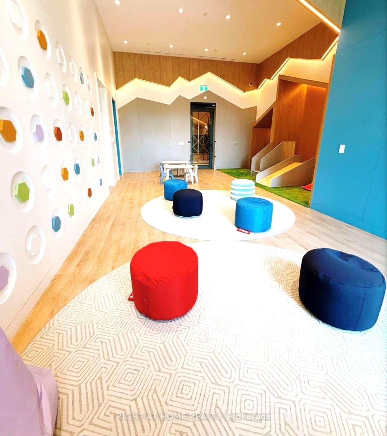 21 Meadowdale Road, Unit 902 thumbnail 31