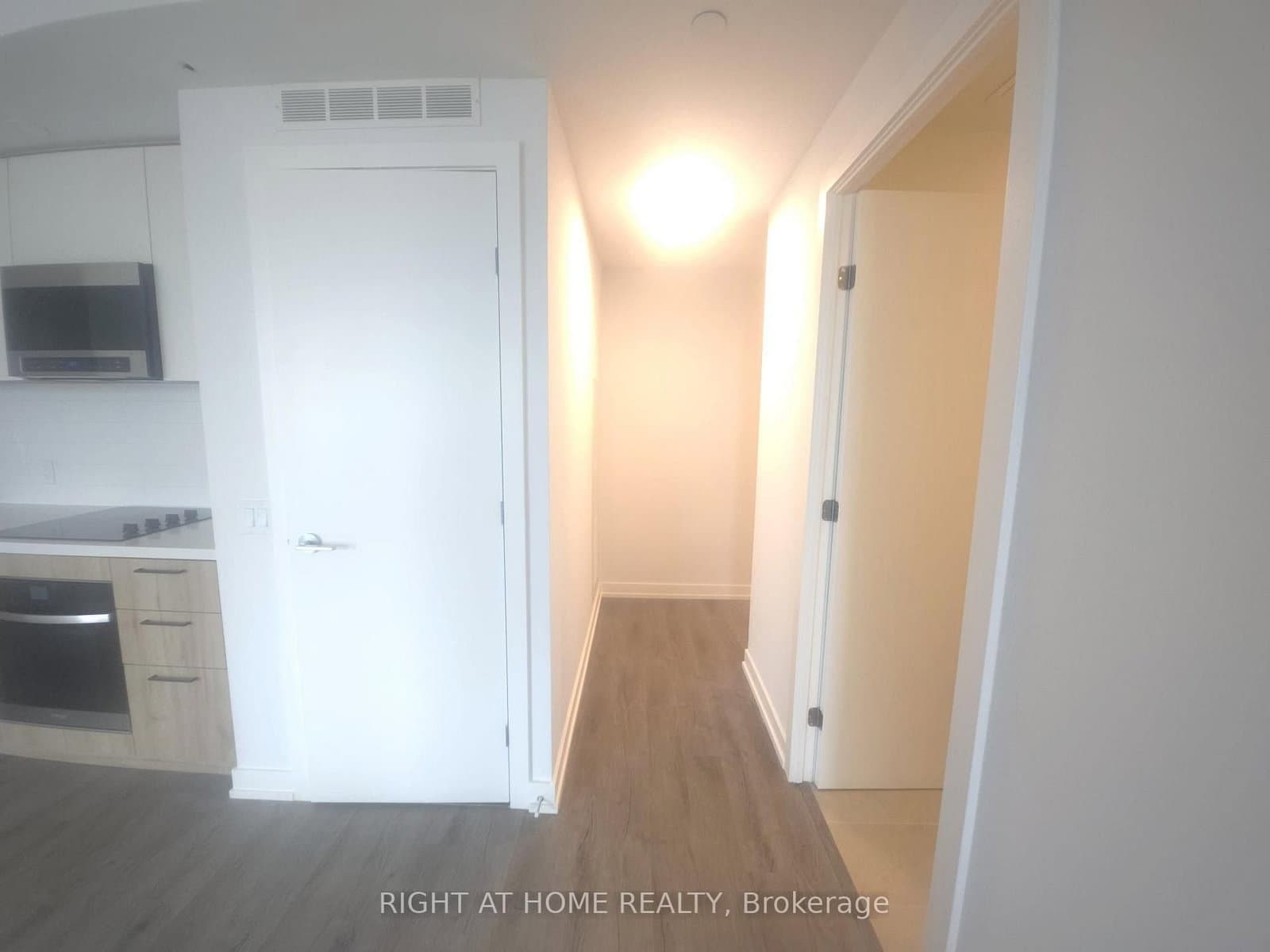 21 Meadowdale Road, Unit 902 thumbnail 5