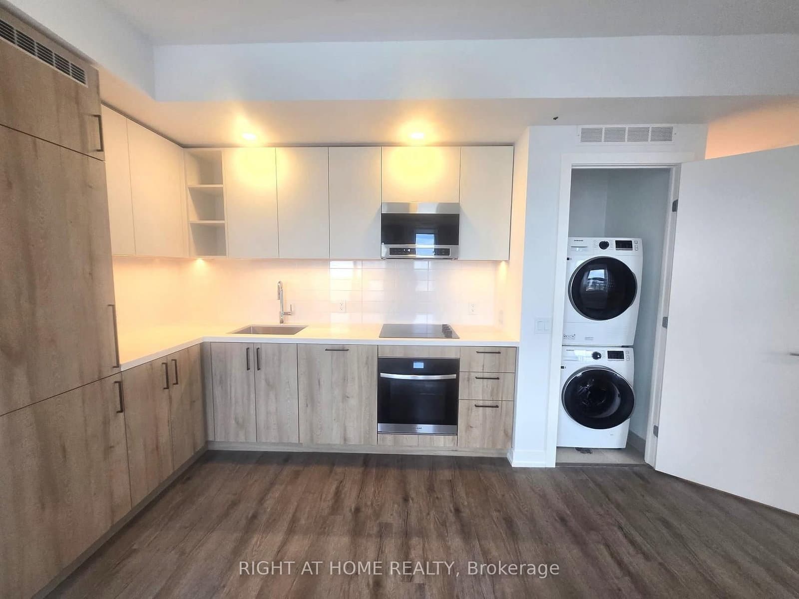 21 Meadowdale Road, Unit 902 thumbnail 8