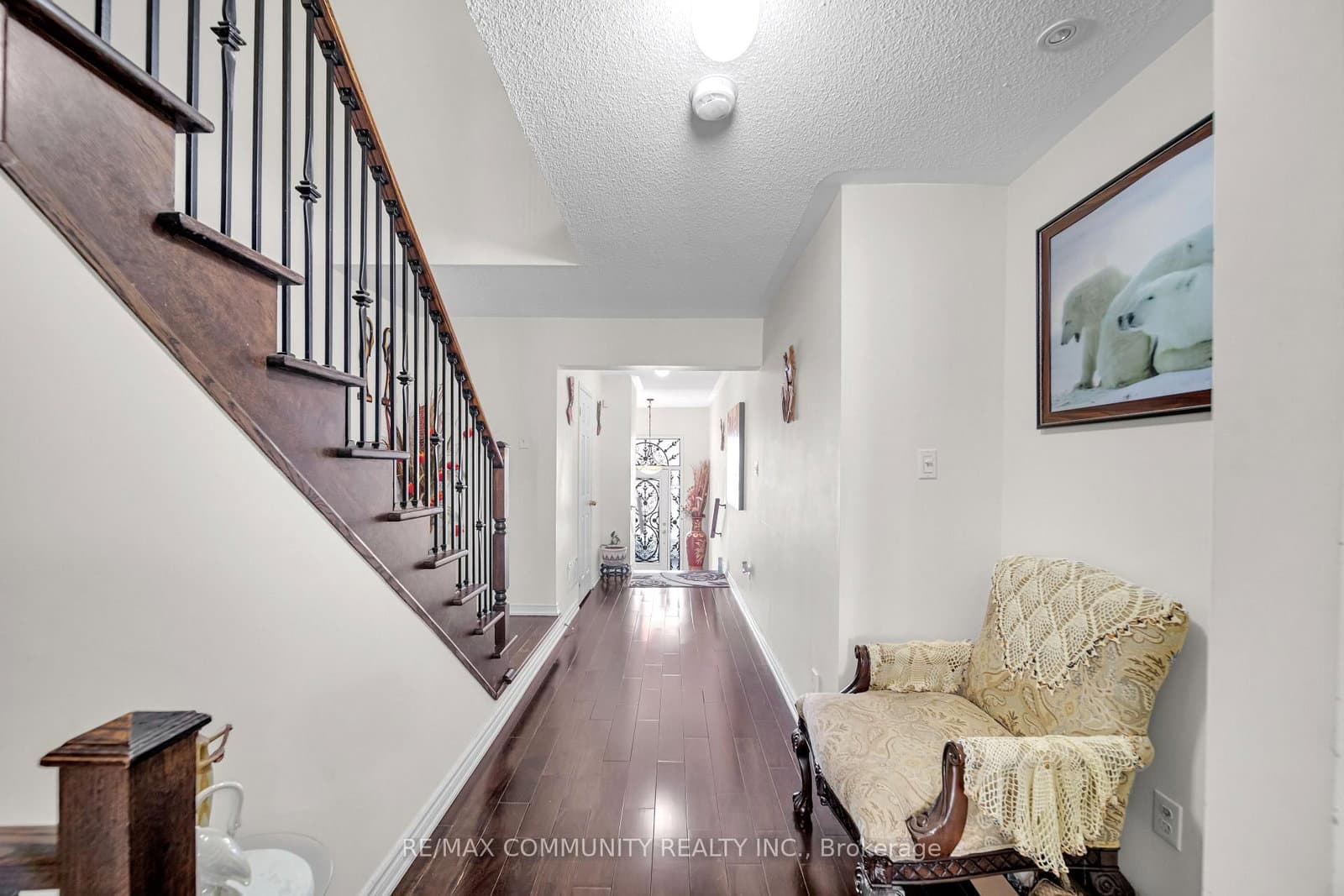 220 Lageer Drive thumbnail 8