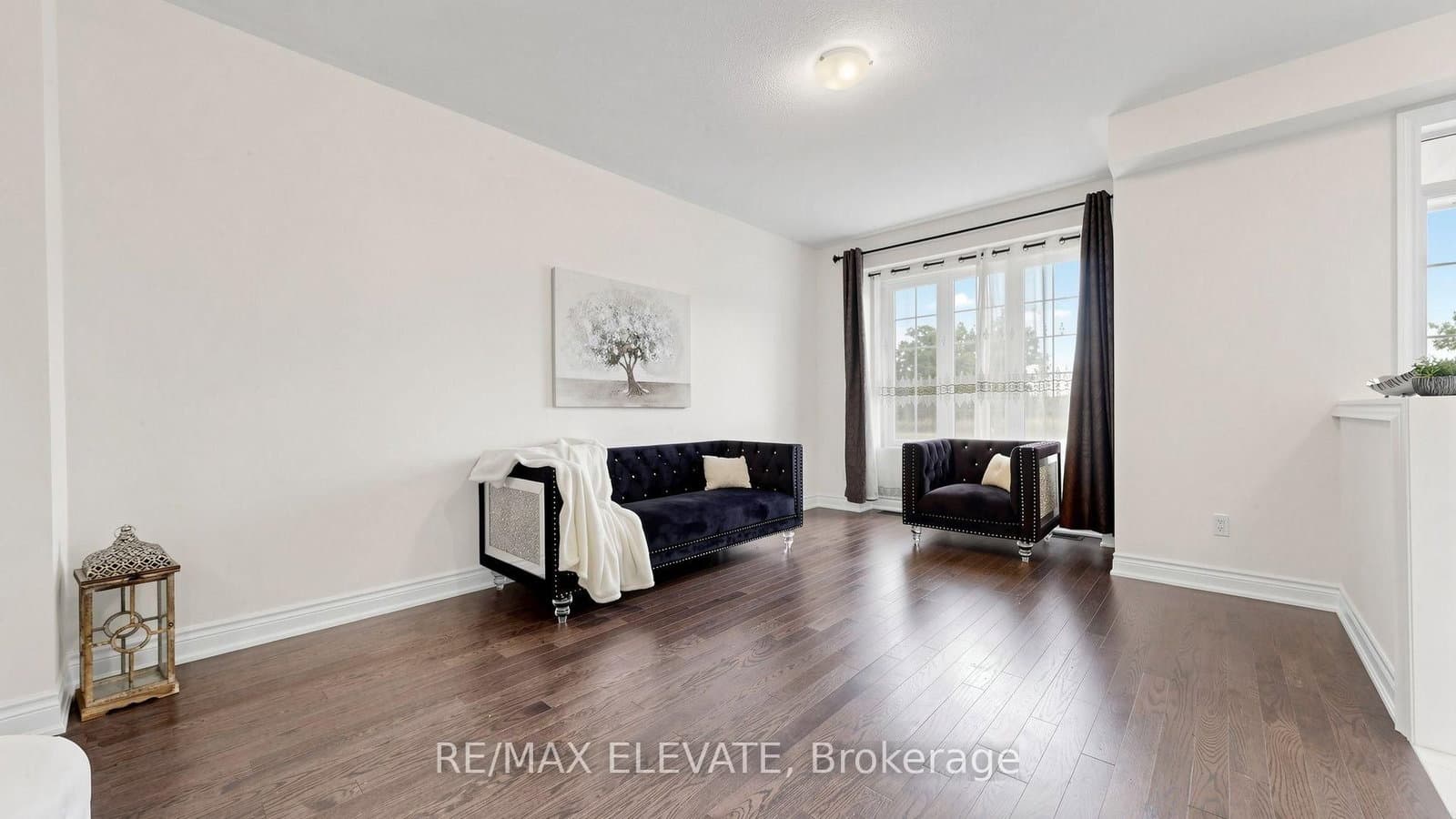 265 Kirkham Drive thumbnail 2