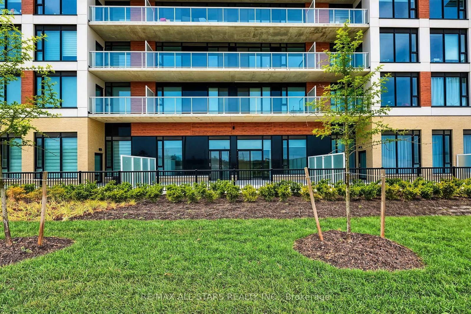 2 David Eyer Road, Unit 124 thumbnail 8