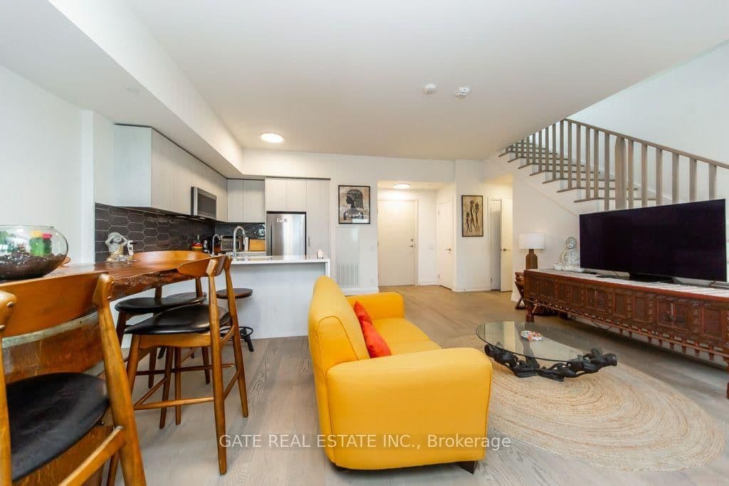 101 Cathedral High Street, Unit Ph3 thumbnail 12
