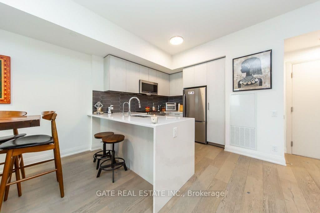 101 Cathedral High Street, Unit Ph3 thumbnail 21