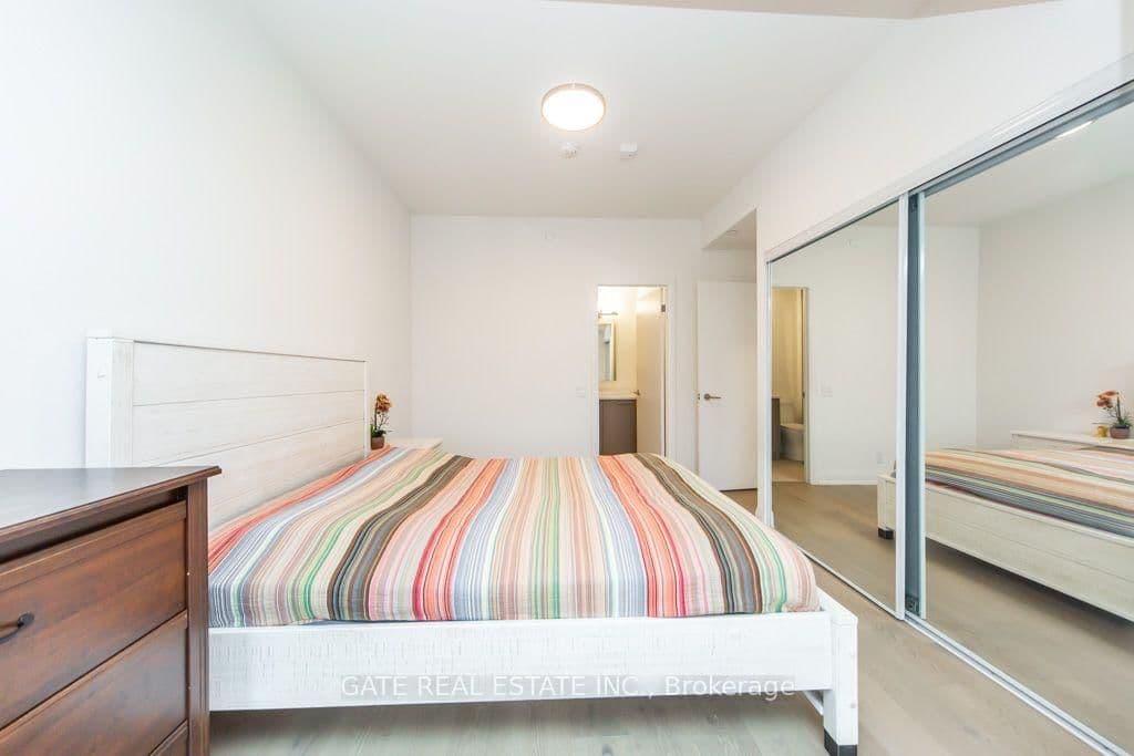 101 Cathedral High Street, Unit Ph3 thumbnail 36