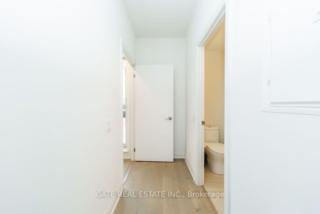 101 Cathedral High Street, Unit Ph3 thumbnail 39
