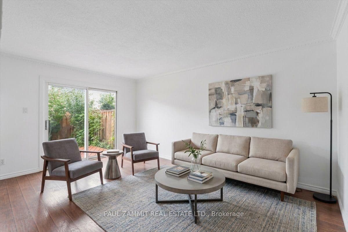 42 Nicholson Way thumbnail 7