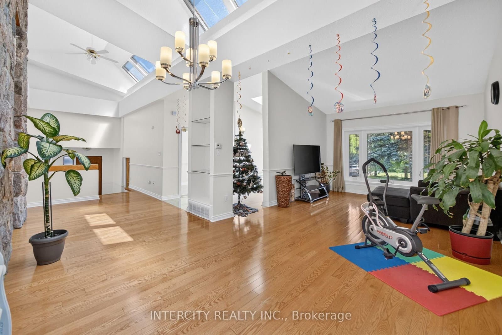 10 East Drive E thumbnail 7