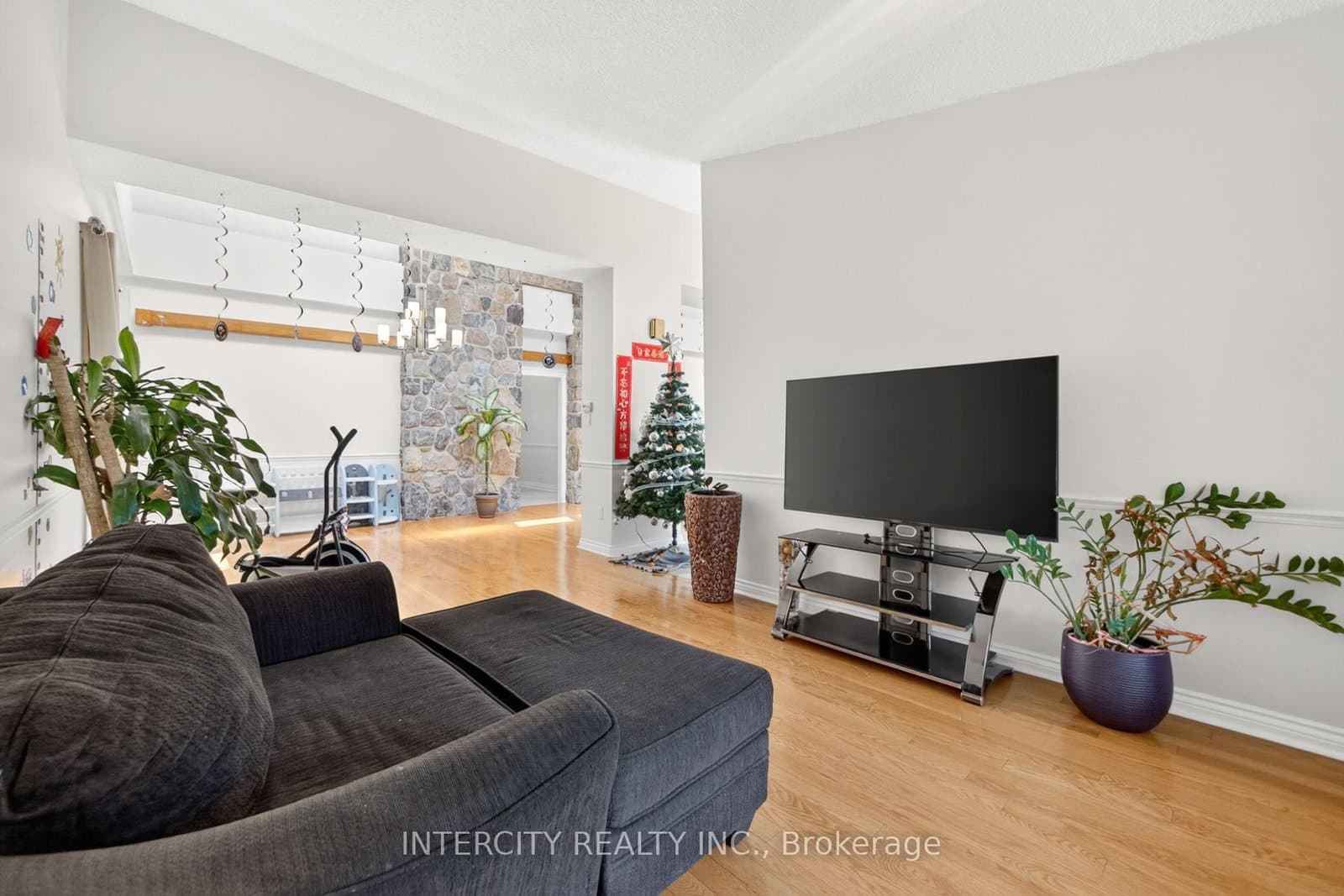 10 East Drive E thumbnail 9