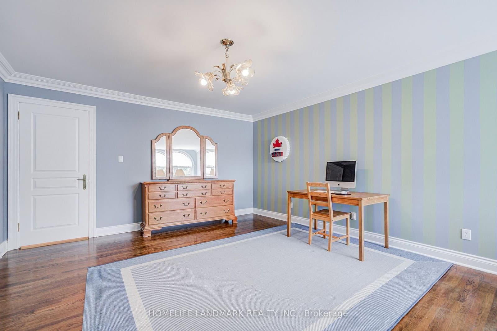 21 Kensington Drive thumbnail 33