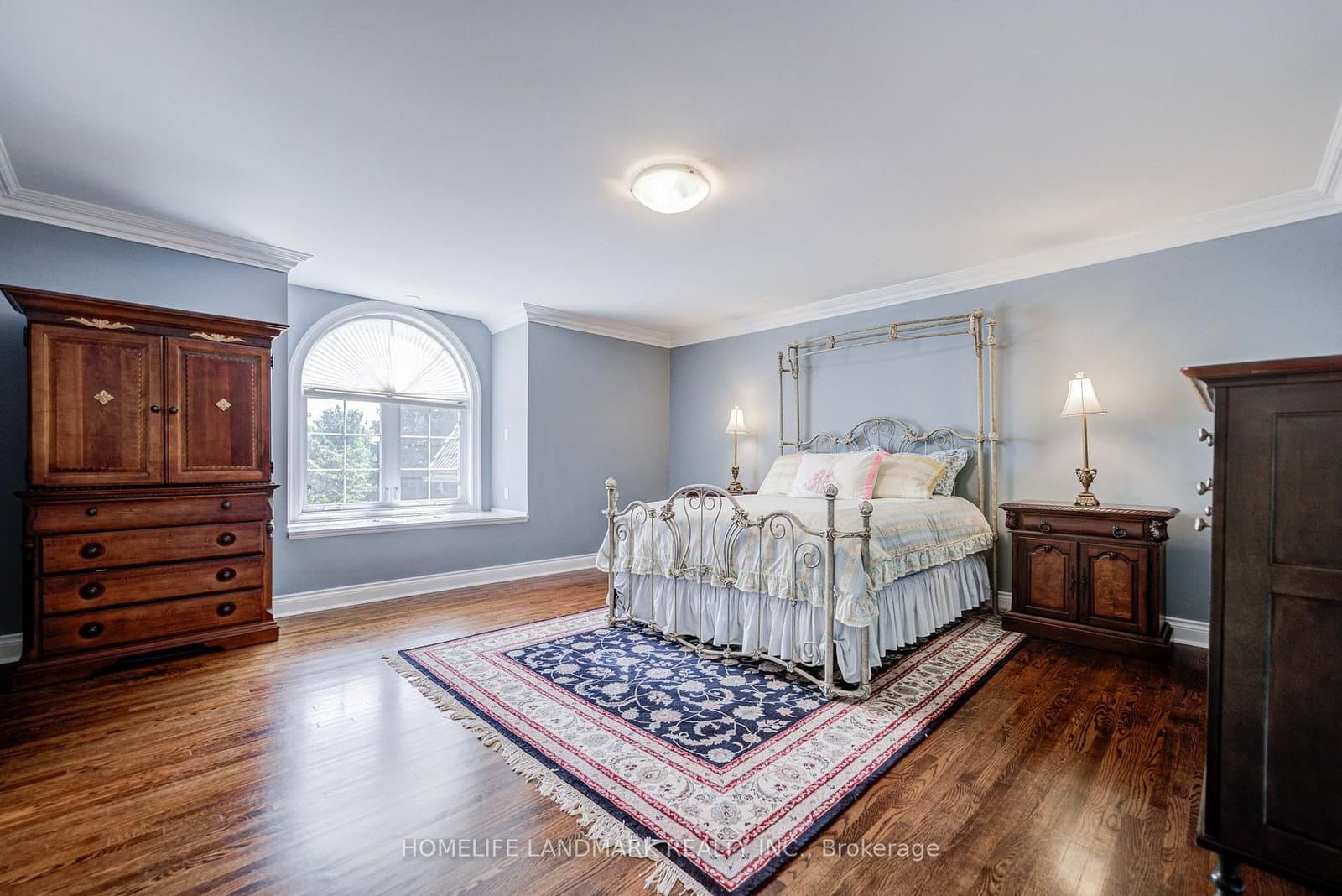 21 Kensington Drive thumbnail 35