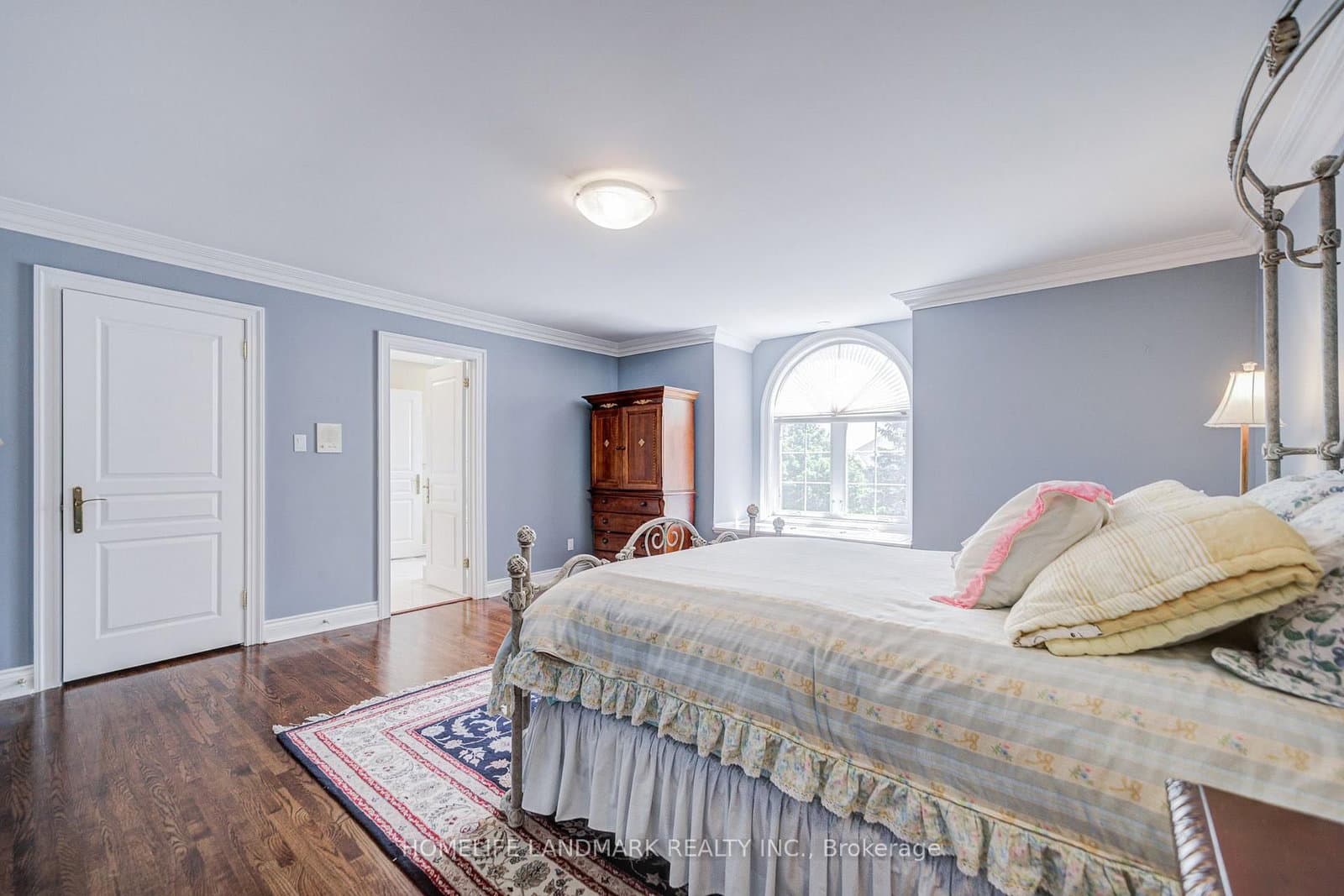 21 Kensington Drive thumbnail 37