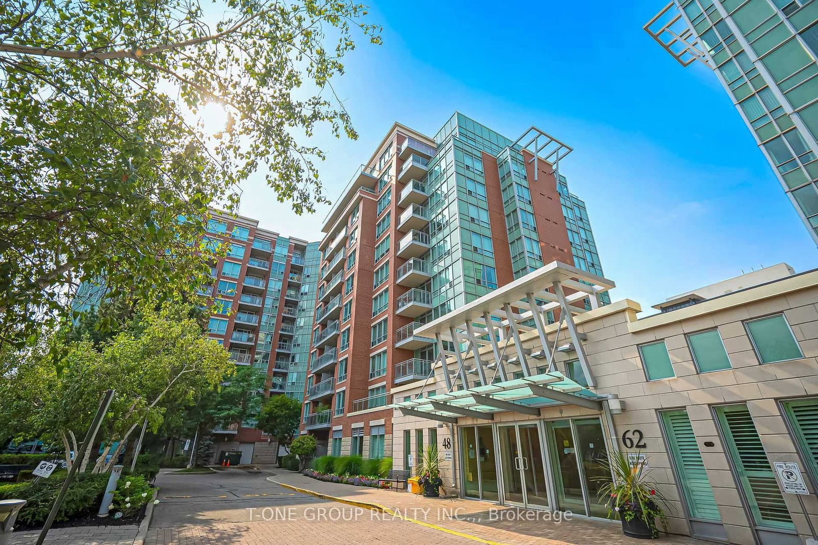 48 Suncrest Boulevard, Unit 720 thumbnail 4