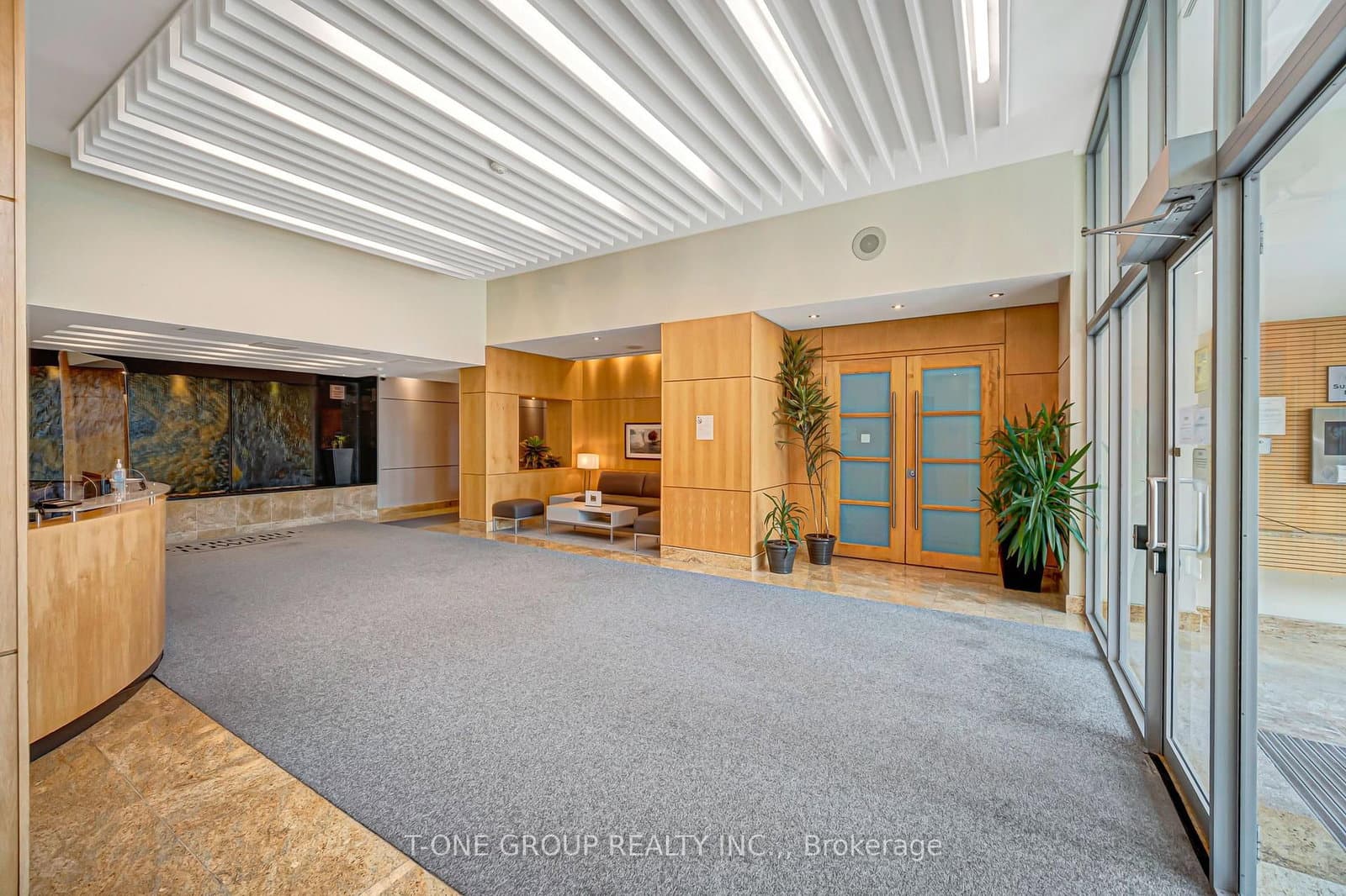 48 Suncrest Boulevard, Unit 720 thumbnail 6