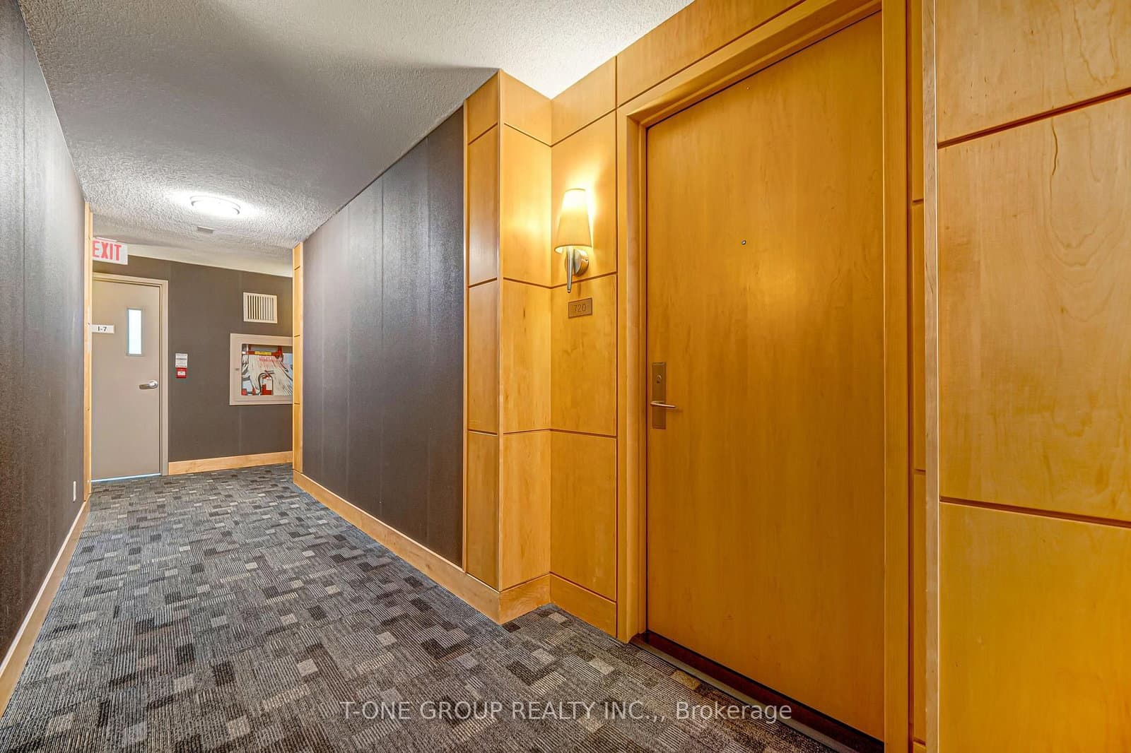 48 Suncrest Boulevard, Unit 720 thumbnail 8