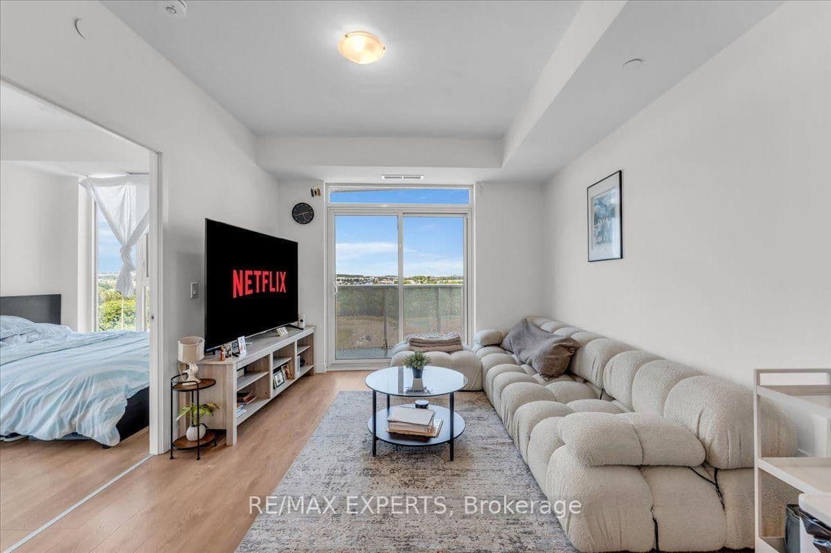 498 Caldari Road, Unit 828 thumbnail 14