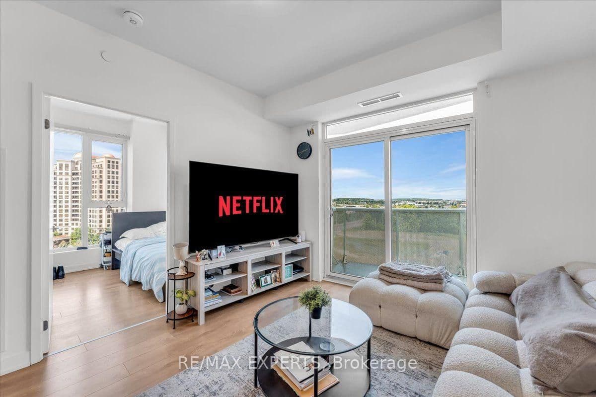498 Caldari Road, Unit 828 thumbnail 15