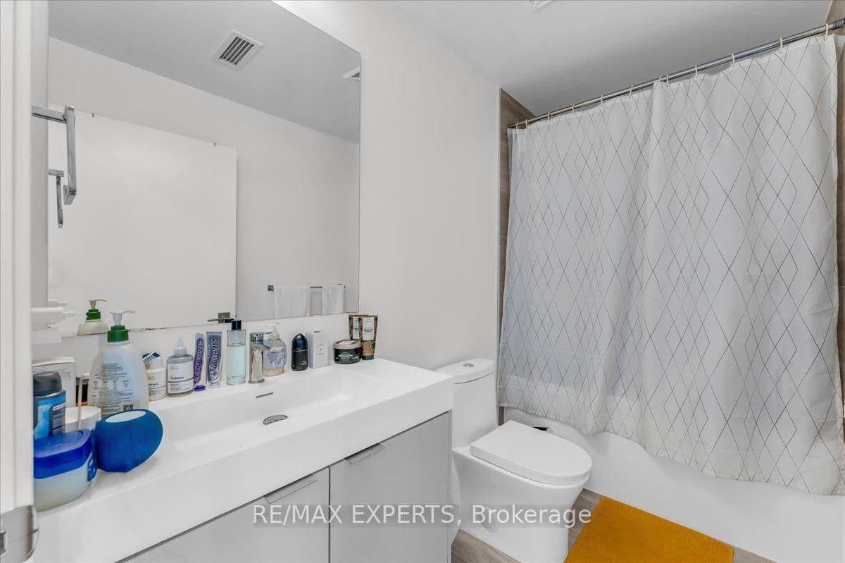 498 Caldari Road, Unit 828 thumbnail 18