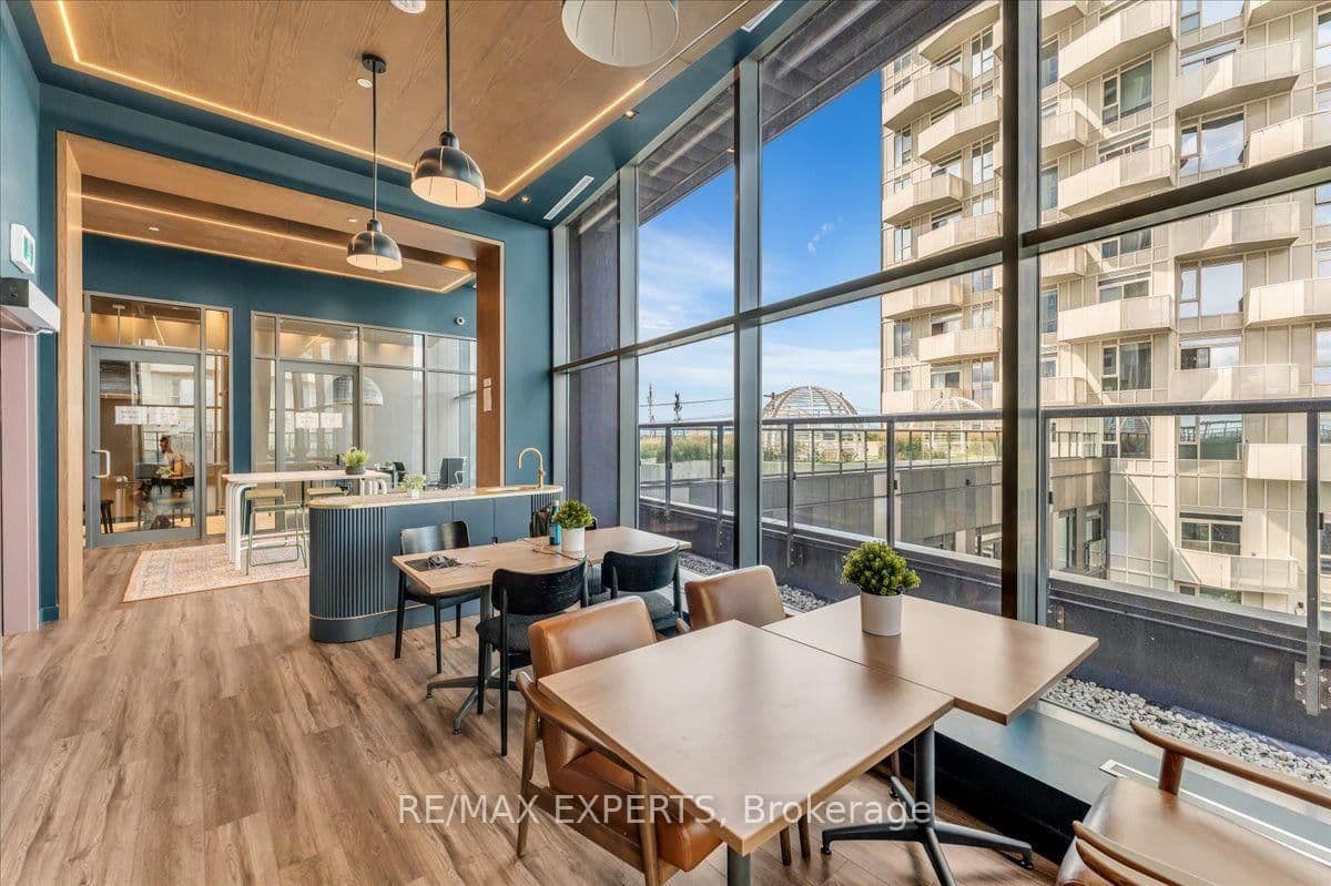 498 Caldari Road, Unit 828 thumbnail 28