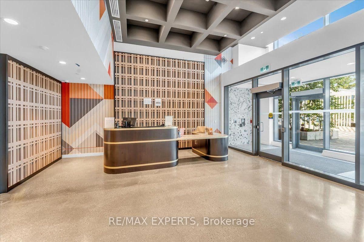 498 Caldari Road, Unit 828 thumbnail 37