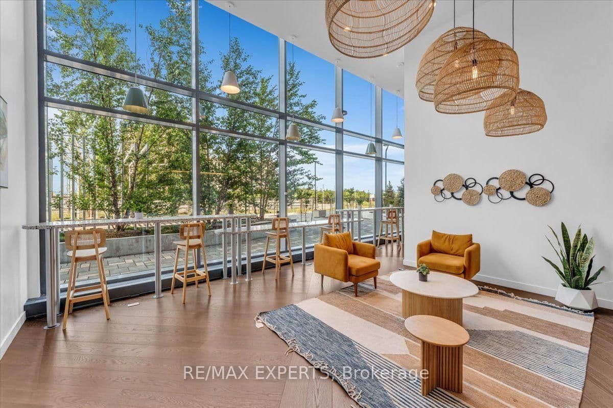 498 Caldari Road, Unit 828 thumbnail 38
