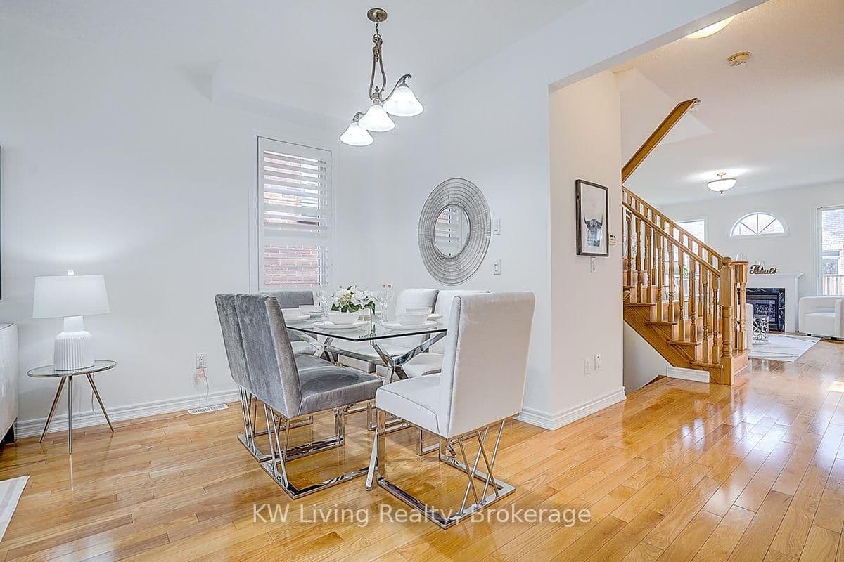 16 Florelle Drive thumbnail 9