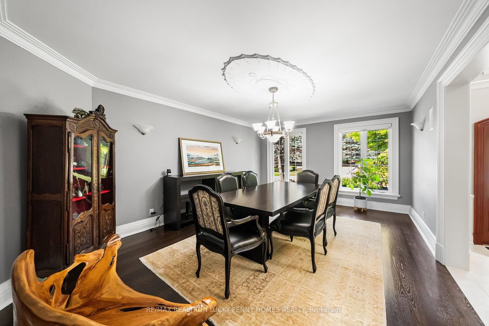 27 Glenridge Drive thumbnail 12