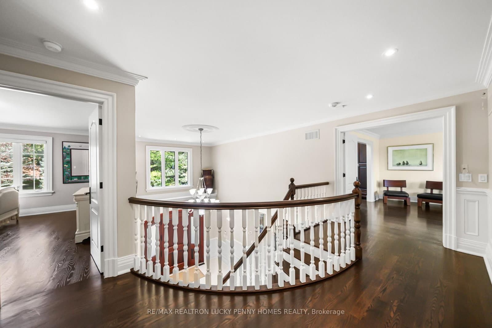 27 Glenridge Drive thumbnail 26