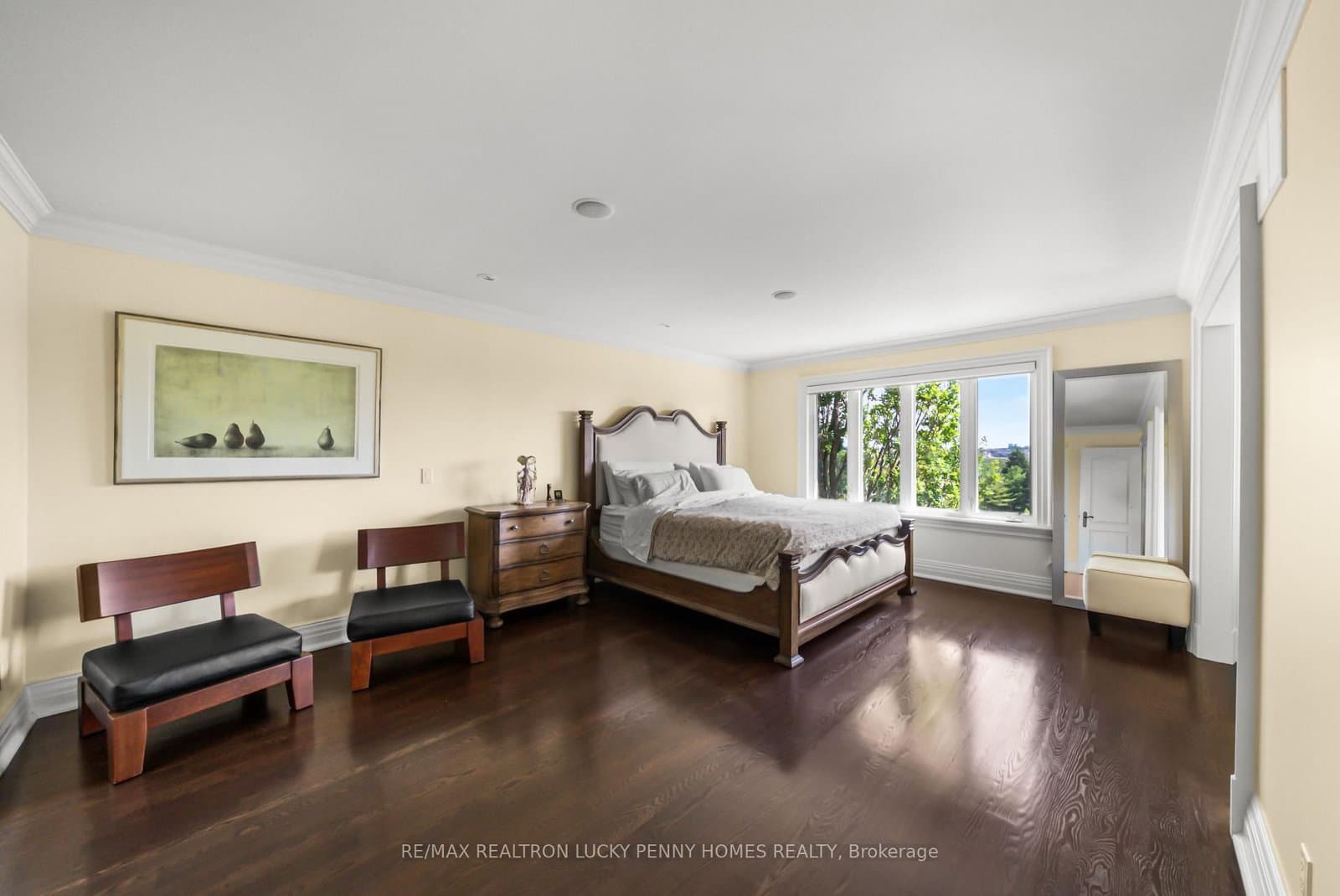 27 Glenridge Drive thumbnail 27
