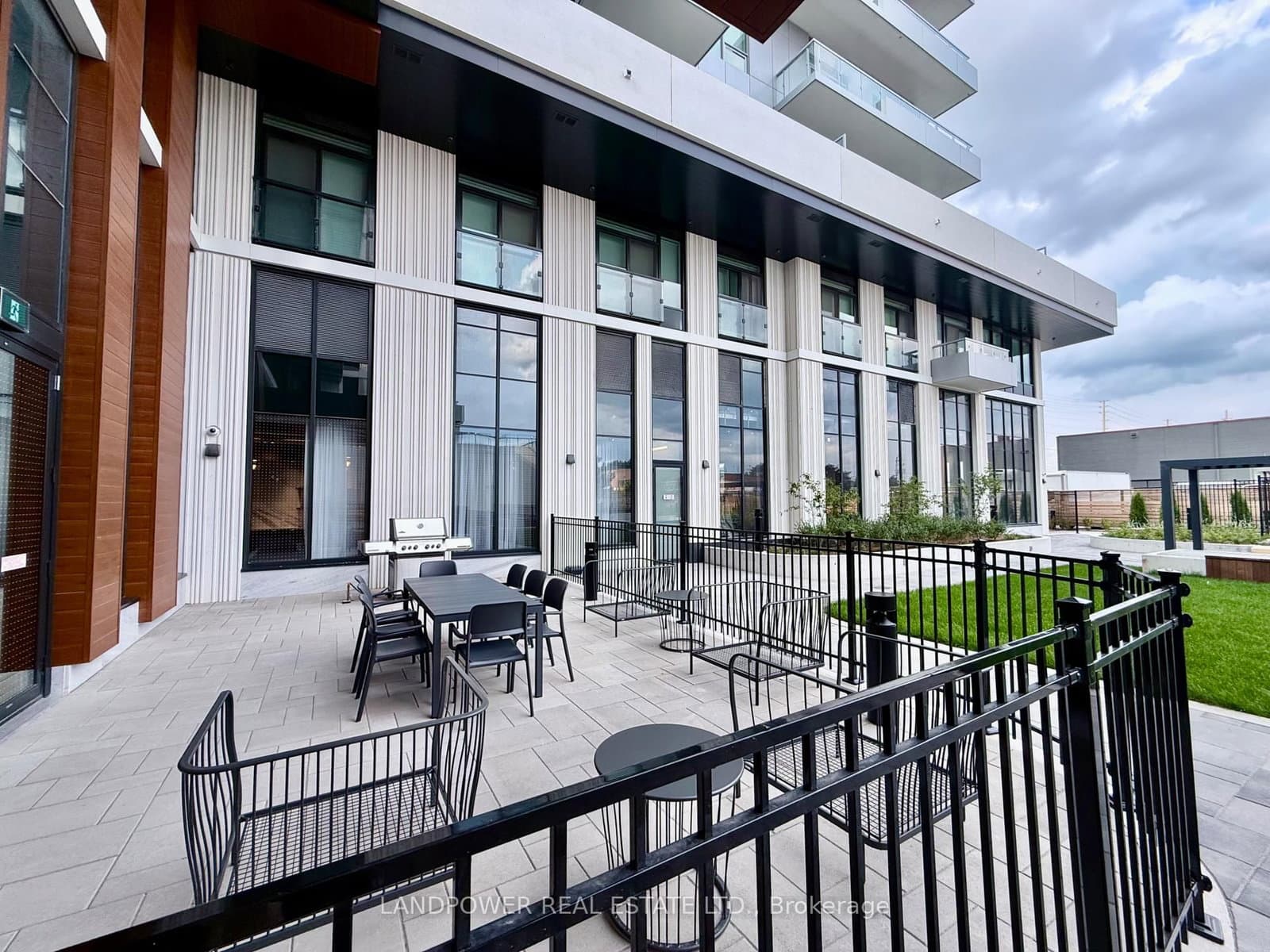21 Meadowdale Road, Unit 907 thumbnail 28