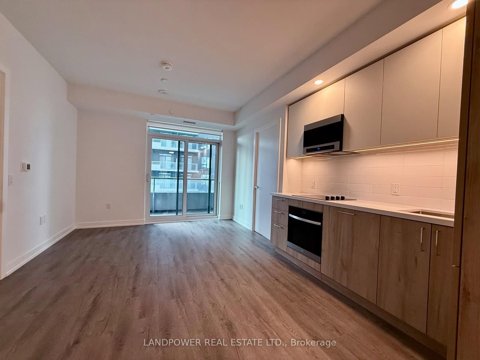 21 Meadowdale Road, Unit 907 thumbnail 5