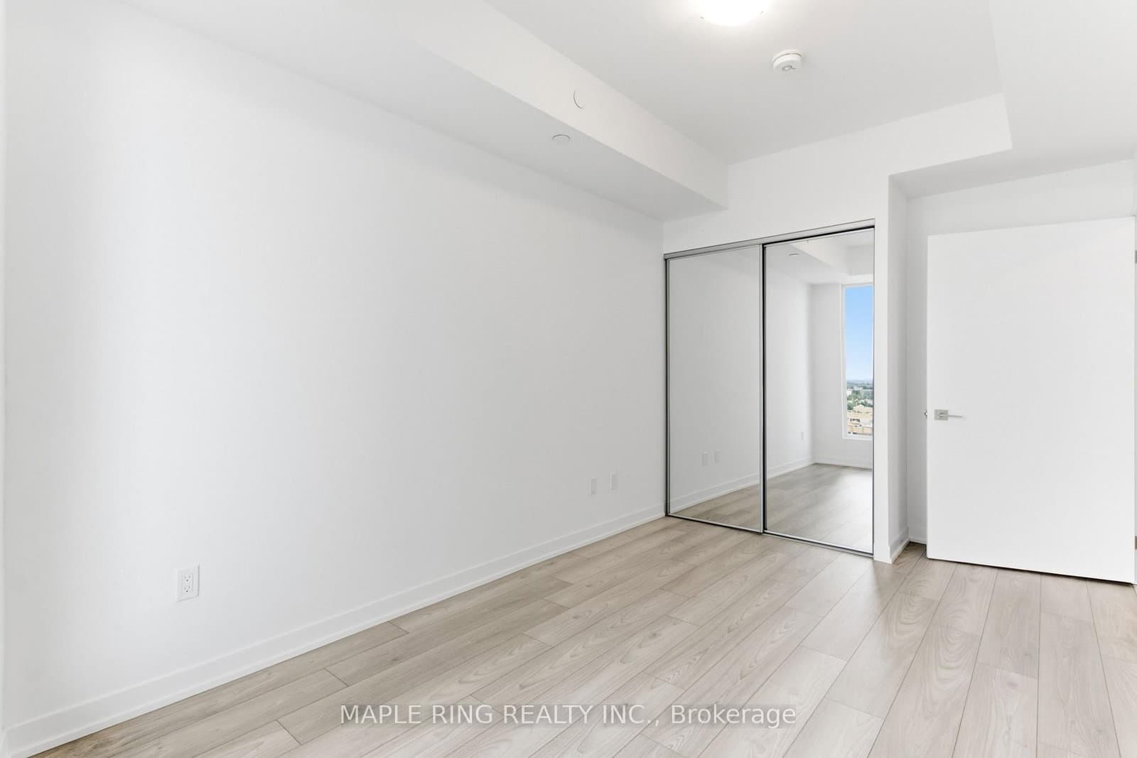 474 Caldari Road, Unit 1002 thumbnail 11