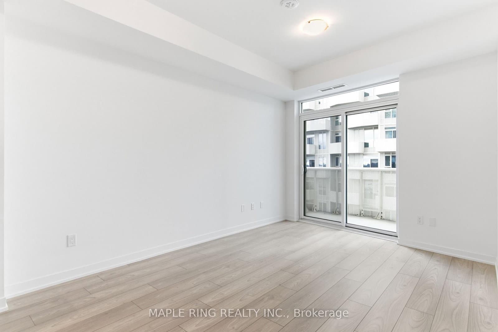 474 Caldari Road, Unit 1002 thumbnail 13