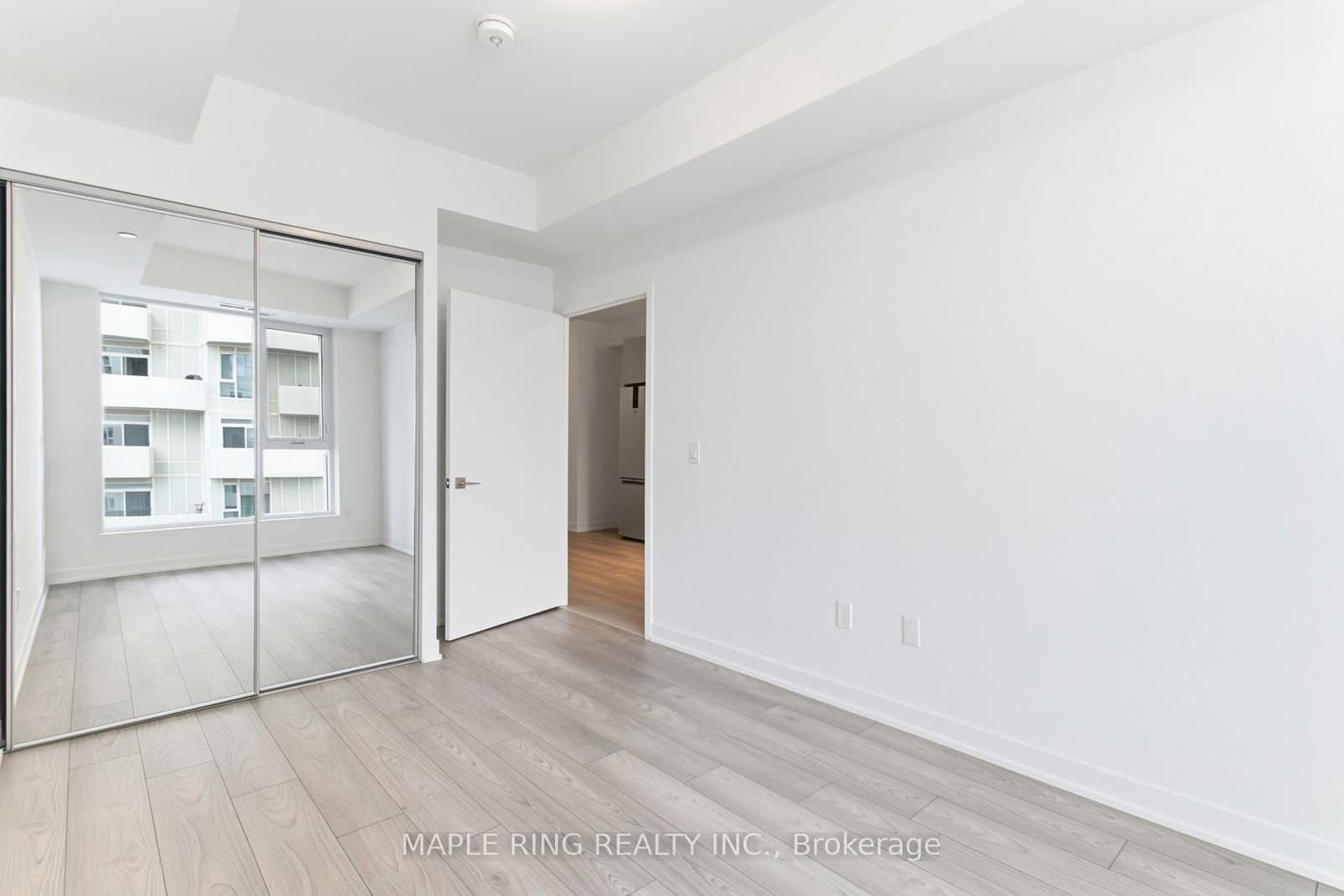 474 Caldari Road, Unit 1002 thumbnail 24
