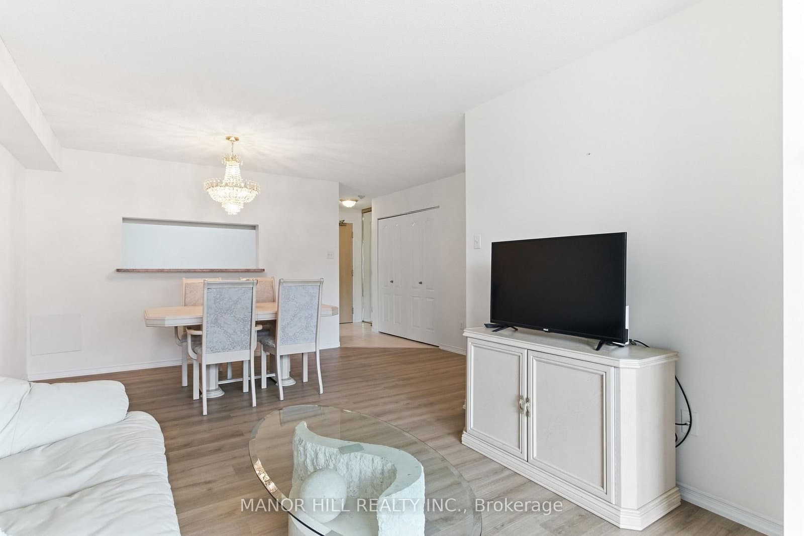 11 Townsgate Drive, Unit 814 thumbnail 12