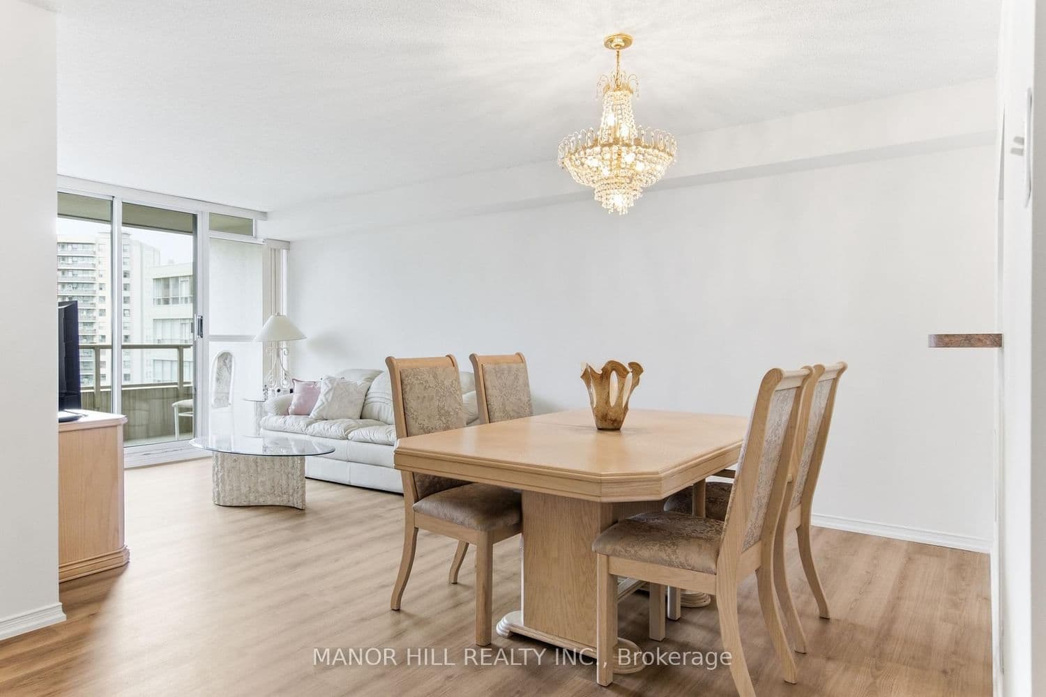 11 Townsgate Drive, Unit 814 thumbnail 16